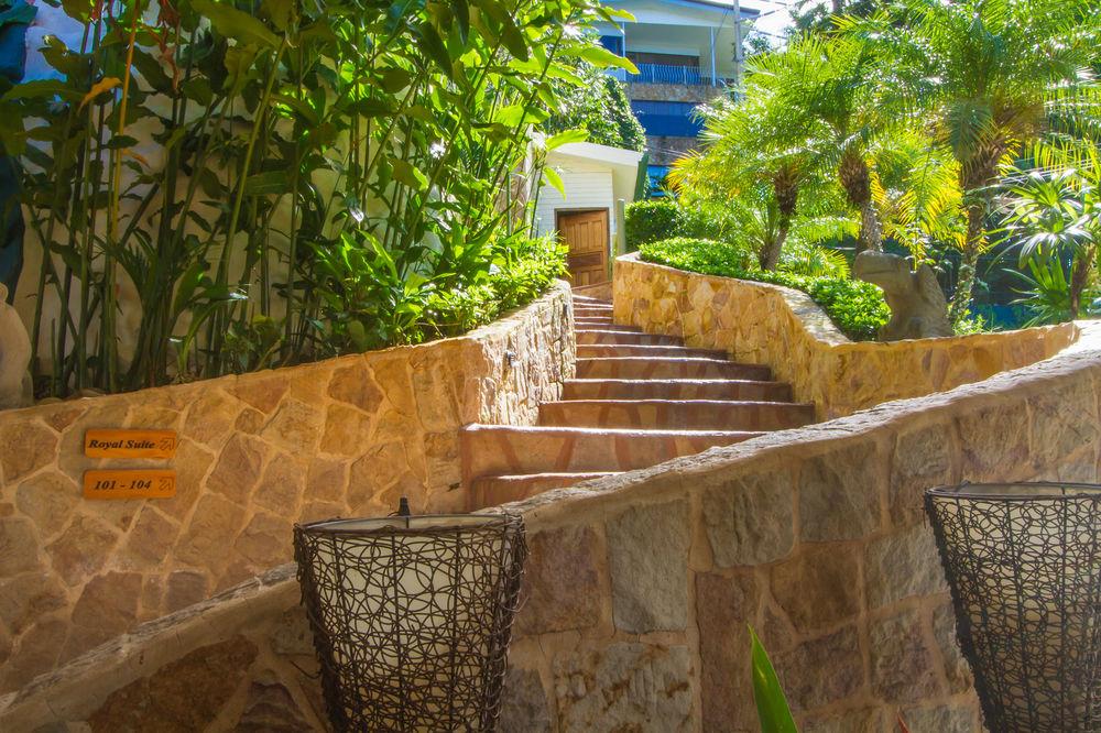 Issimo Suites Boutique Hotel & Spa - Adults Only มานูเอล อันโตนิโอ ภายนอก รูปภาพ