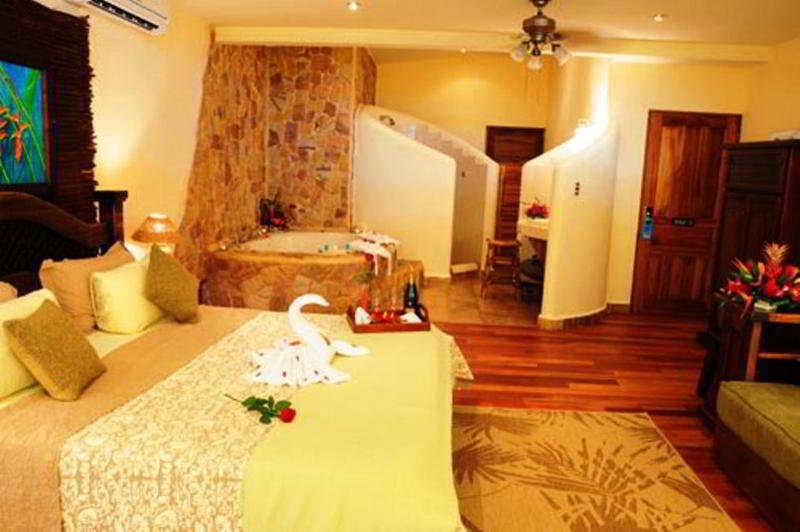 Issimo Suites Boutique Hotel & Spa - Adults Only มานูเอล อันโตนิโอ ภายนอก รูปภาพ